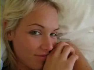 hot-blonde-between-the-sheets3.jpg